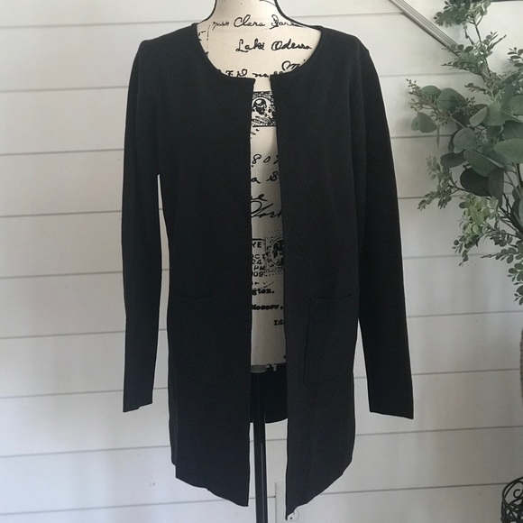 Elle Sweaters - NWT Elle Black Coatigan, small